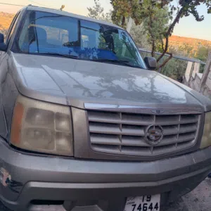 Used Cadillac Escalade in Ramtha