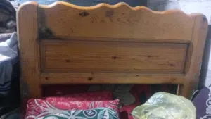 يوجد لدينا سرير نفر
