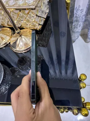 ايفون 13 برو الجوال بالصلاه على النبي خربان فيه ic الشبكة