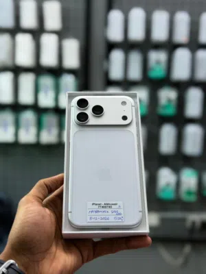 iPhone 17 Pro Max 256 GB Fine and Awesome condition device