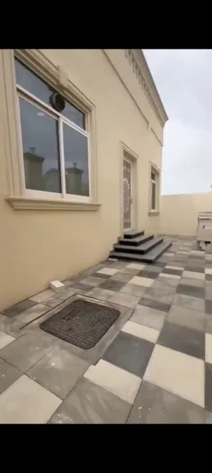 200 m2 2 Bedrooms Villa for Rent in Abu Dhabi Al Aman