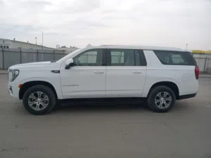 Used GMC Suburban in Farwaniya