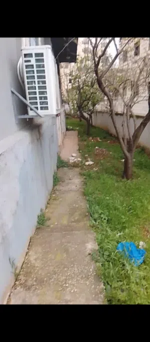 بيت مستقل للبيع