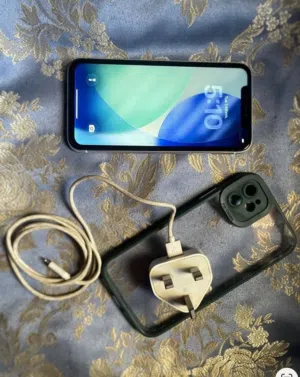 iPhone 11 128GB 95% Battery Face ID Working Original Display Box + Accessories