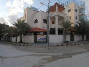 شقة للإيجار. اليادودة جاوا إسكان أشكو. للعرسان