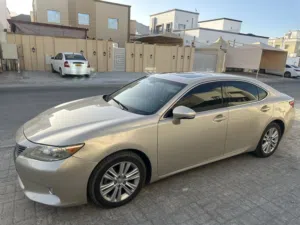Used Lexus ES in Muscat