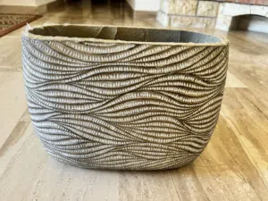 MICA decorations 100% handmade plant pot