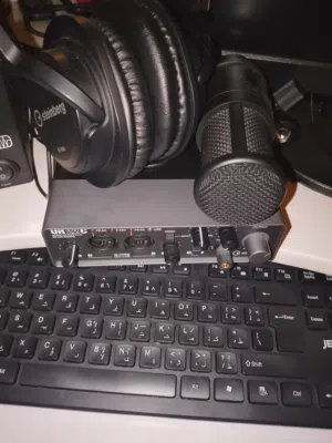 ساوند كارت +سماعه+مايك للبيع 45ريال