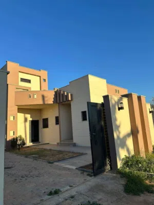180 m2 3 Bedrooms Townhouse for Sale in Tripoli Al-Baesh