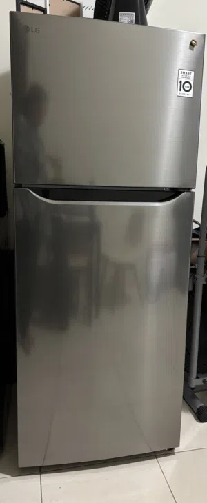 LG Refrigerator with 9 years warranty and no sounds - less electric consumption