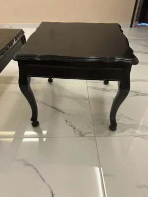 طاولات وسط خشب زان كتير مرتبين للبيع