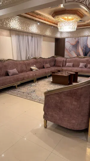 للبيع قنفات صالتين اسفنج البغلي جدد