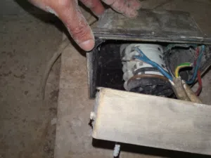 قاطع ثلاث فاز مستعمل شغال