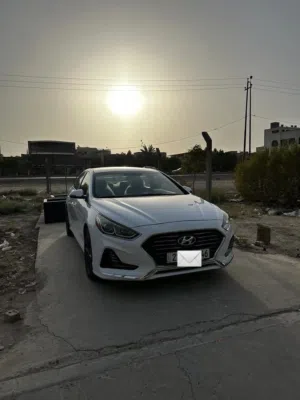 للبيع سوناتا