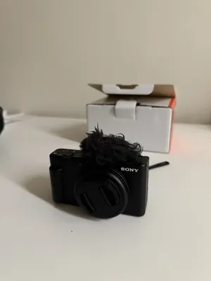 DSLR Cameras . Sony . Used2