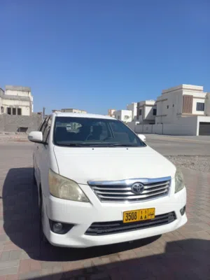 toyota inova 2012 for sale