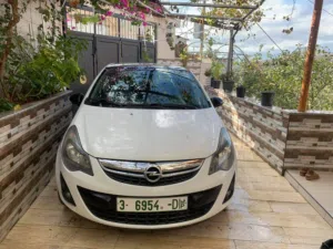 opel corsa black edition