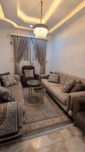شقة مفروشة عمارة حديثة 2 مصاعد بالدهماني