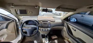 hyundai Elantra model 2009-2010