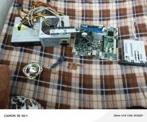 قطع كمبيوتر