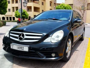 7 seat's 4x4 wagon v6 sports package gcc