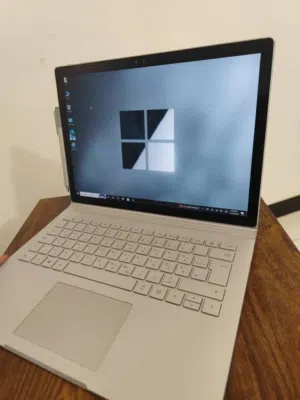 لابتوب Surface Pro للألعاب والدراسة