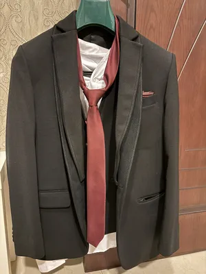 Formal Suit . Other . L . New2