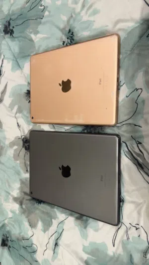 Apple iPad 32 GB in Farwaniya