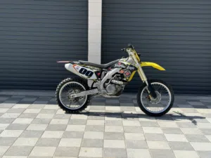 سوزوكي RMZ450 2016