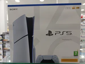 Play Station 5 CD version