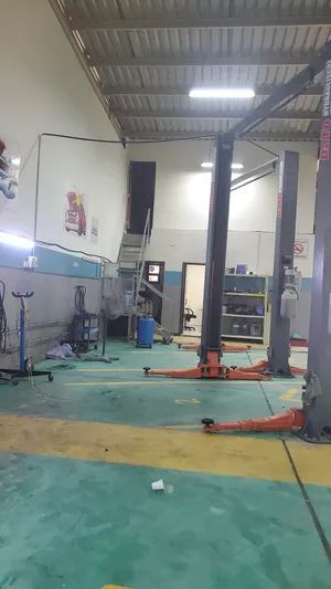 2500 m2 . Landlord3