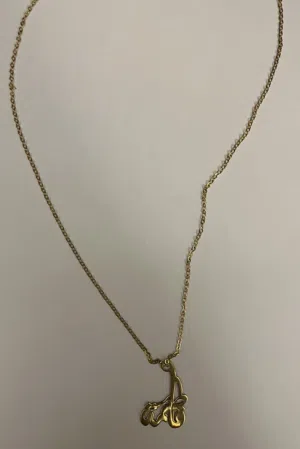 قلاده فضة مطليه ذهب ب أسم فاطمة