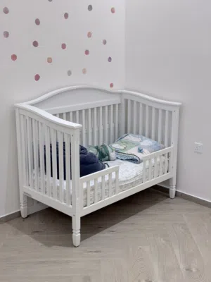 سرير اطفال