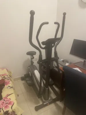 Cross trainer exercise machine