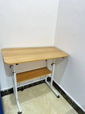 ميز دراسة للبيع