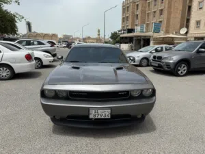 دودج تشالنجر نظيف شرط الفحص
