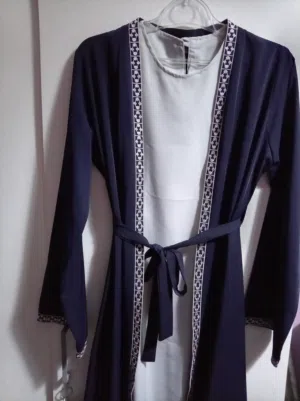 عبايه قطعتين جديد