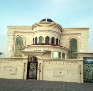 605 m2 More than 6 bedrooms Villa for Sale in Al Batinah Sohar