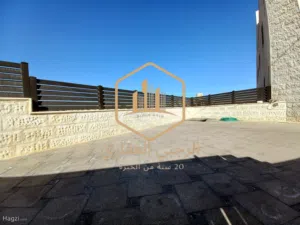 شقة/ للايجار/ 3 نوم/ لم تسكن/ ارضي/ سوبرديلوكس/ عبدون