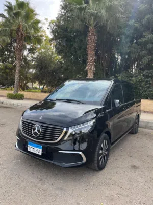 مرسيدس ڤيانو 2023 للايجار