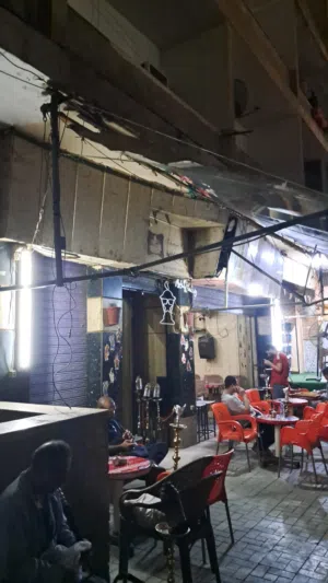 فرصه،من المالك مباشرة، محل تجارى 70متر مربع، حصه فى الأرض، موقع مميز بمدينة نصر، خطوات من المونوريل