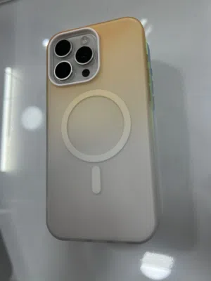 كڤر ترند متوفر منه من الآيفون 11 لـ 17