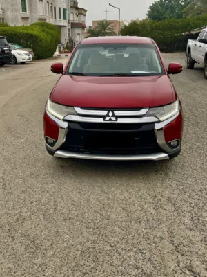 Used Mitsubishi Outlander in Farwaniya