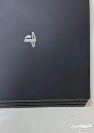 بلاستيشن 4 برو حاله ممتازه للبيع قابل للتفاوض