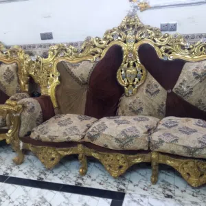 تخم مصري مستعمل ب750وبي مجال قنفتين مع اربع كراسي مع طبلات