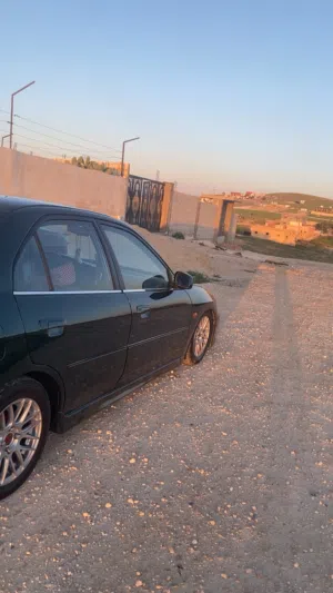 لانسر 1999