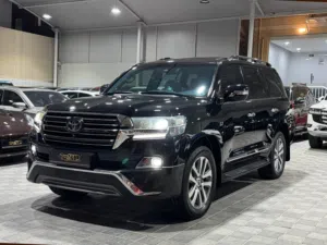 Toyota Land Cruiser VXS 5.7 V8