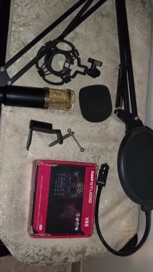 مايك احترافي + مكسر V8 كامل مع الملحقات