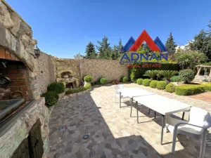 400 m2 4 Bedrooms Apartments for Rent in Amman Shmaisani