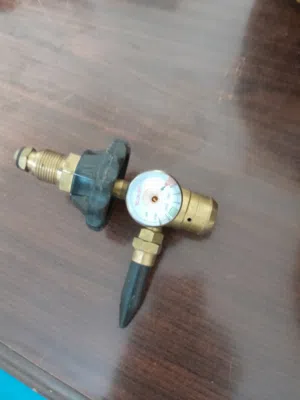 للبيع منظم غاز الهيليوم